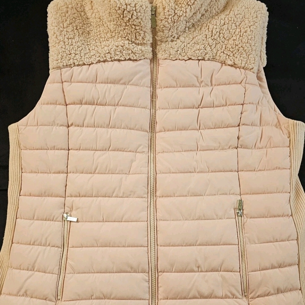 Calvin Klein Cream Quilted Vest Lightweight Sleeveless